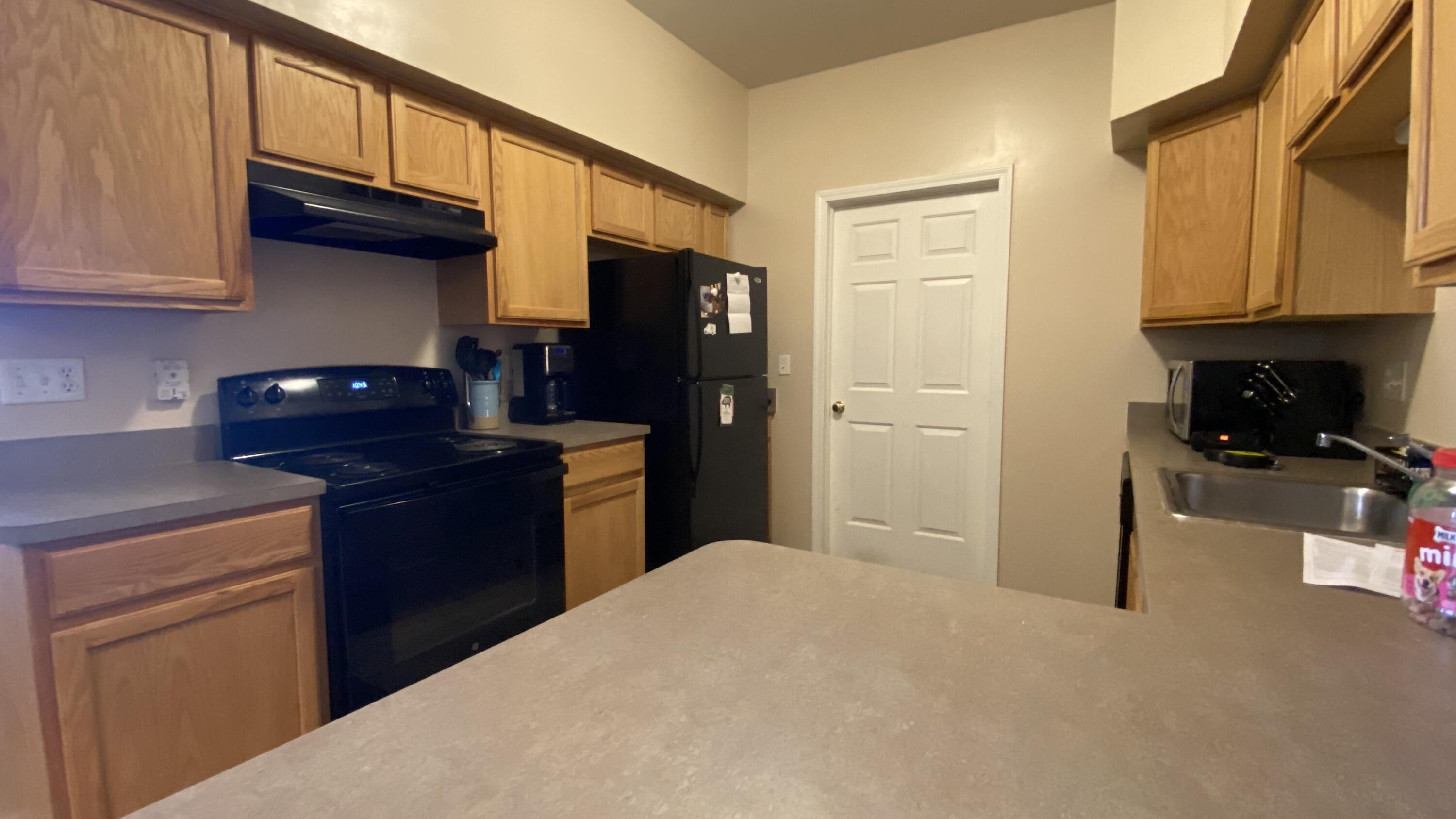 3261 Kneeland Circle
