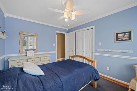 Tiny photo for 991 S Renaud Road, Grosse Pointe Woods City, MI 48236 (MLS # 58050197584)