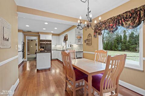 Tiny photo for 991 S Renaud Road, Grosse Pointe Woods City, MI 48236 (MLS # 58050197584)