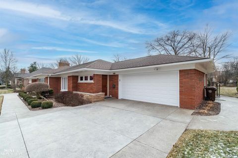 Tiny photo for 991 S Renaud Road, Grosse Pointe Woods City, MI 48236 (MLS # 58050197584)