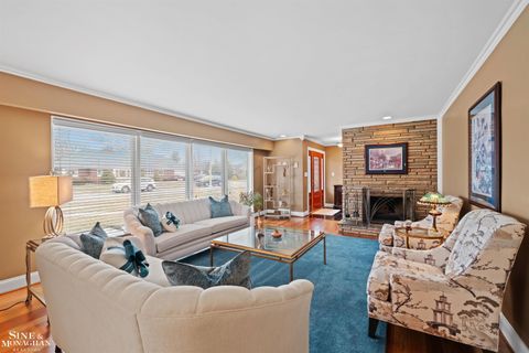 Tiny photo for 991 S Renaud Road, Grosse Pointe Woods City, MI 48236 (MLS # 58050197584)