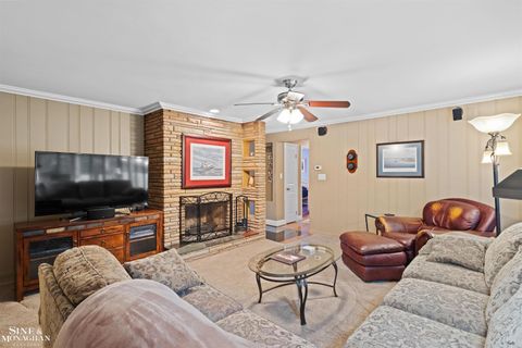 Tiny photo for 991 S Renaud Road, Grosse Pointe Woods City, MI 48236 (MLS # 58050197584)