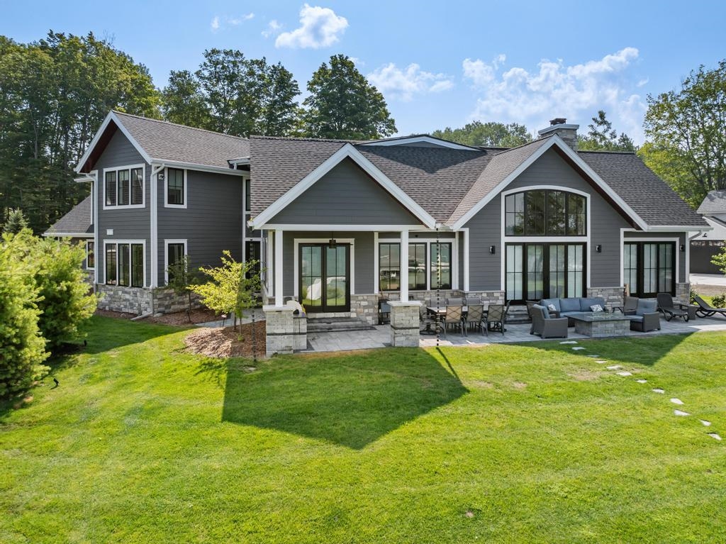 9214 Myrtle Lane
