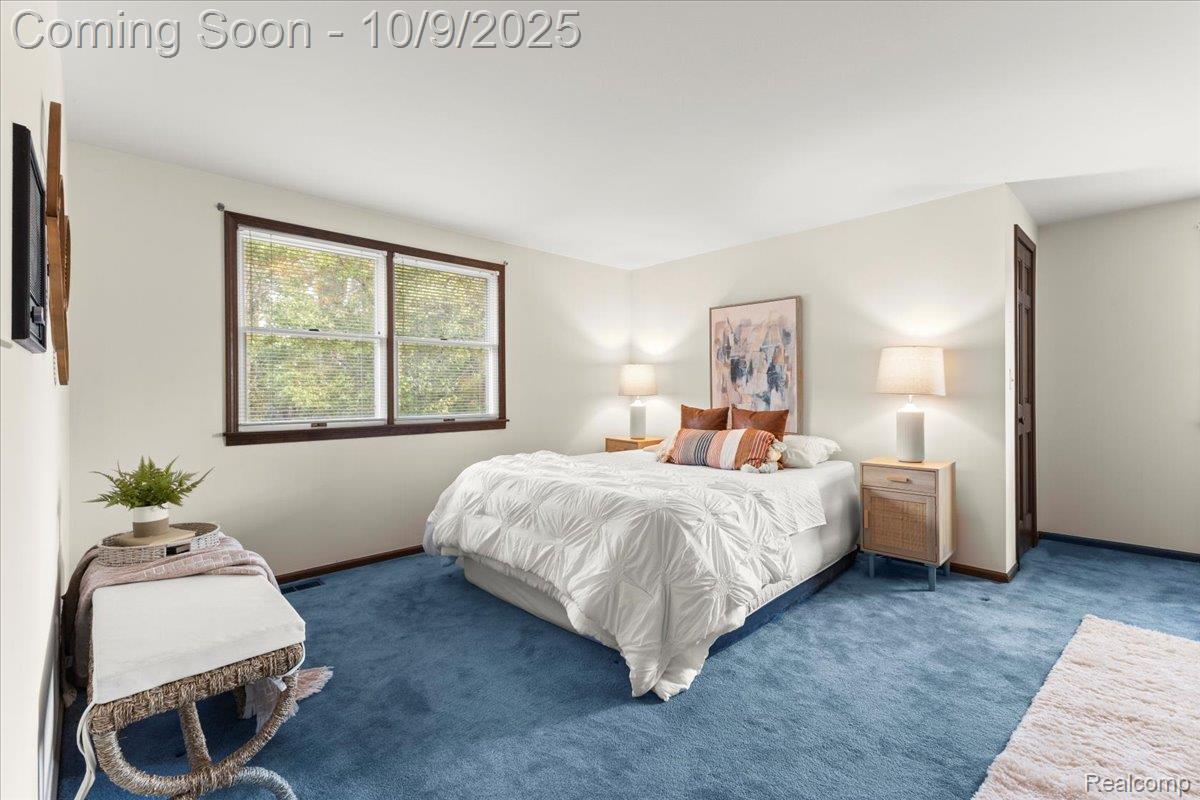 Springfield Charter Township, Michigan 48350, United States, 4 Bedrooms Bedrooms, ,3 BathroomsBathrooms,Residential,Coming Soon,223611