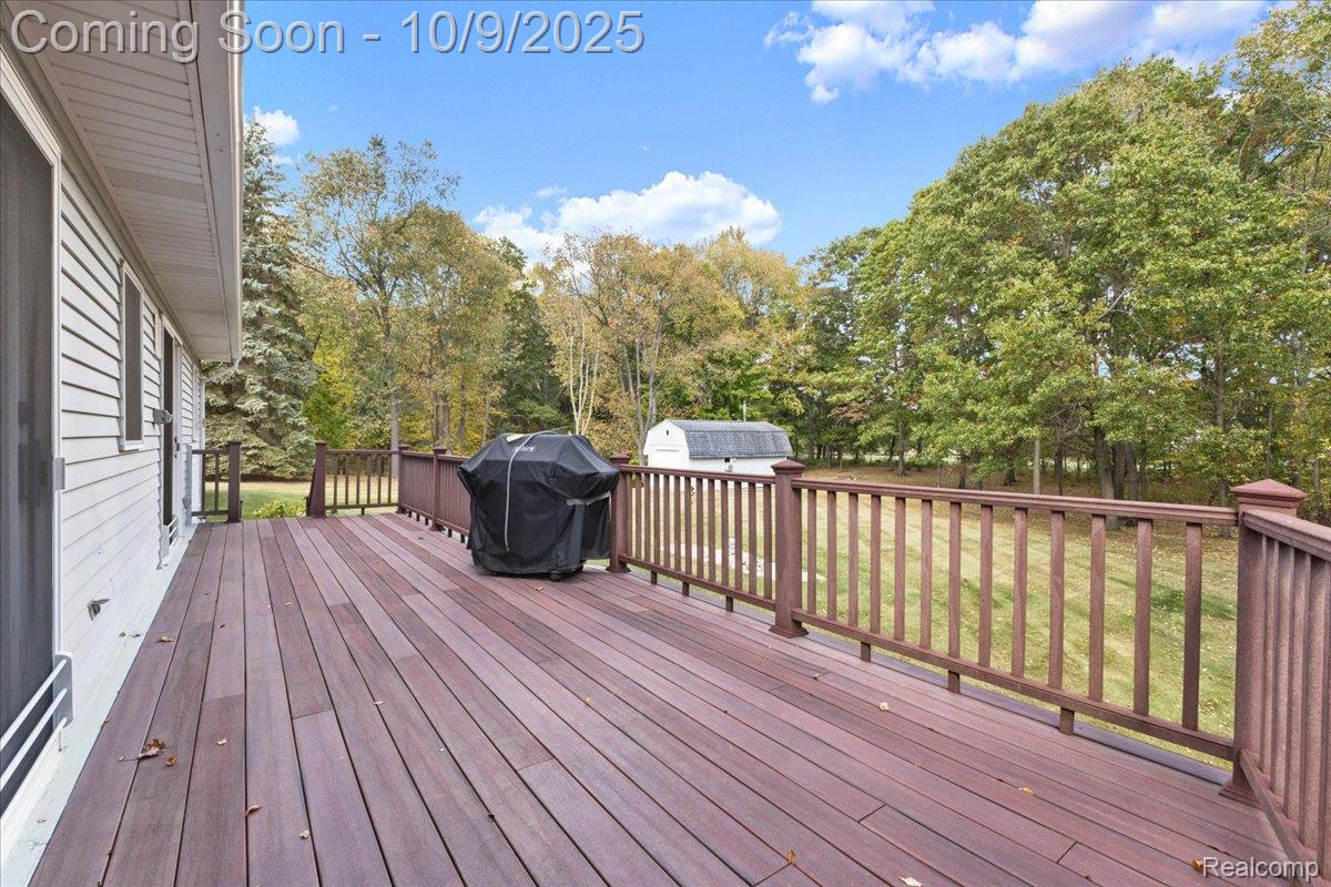 Springfield Charter Township, Michigan 48350, United States, 4 Bedrooms Bedrooms, ,3 BathroomsBathrooms,Residential,Coming Soon,223611