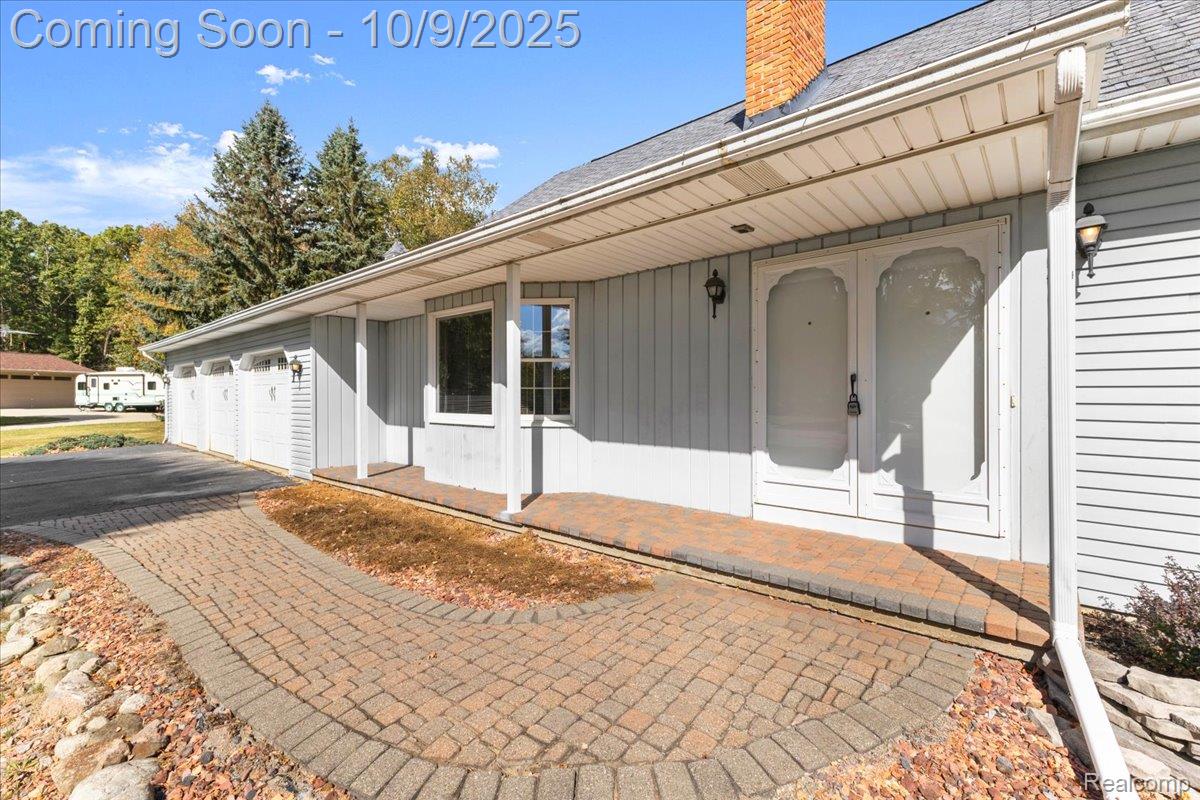 Springfield Charter Township, Michigan 48350, United States, 4 Bedrooms Bedrooms, ,3 BathroomsBathrooms,Residential,Coming Soon,223611