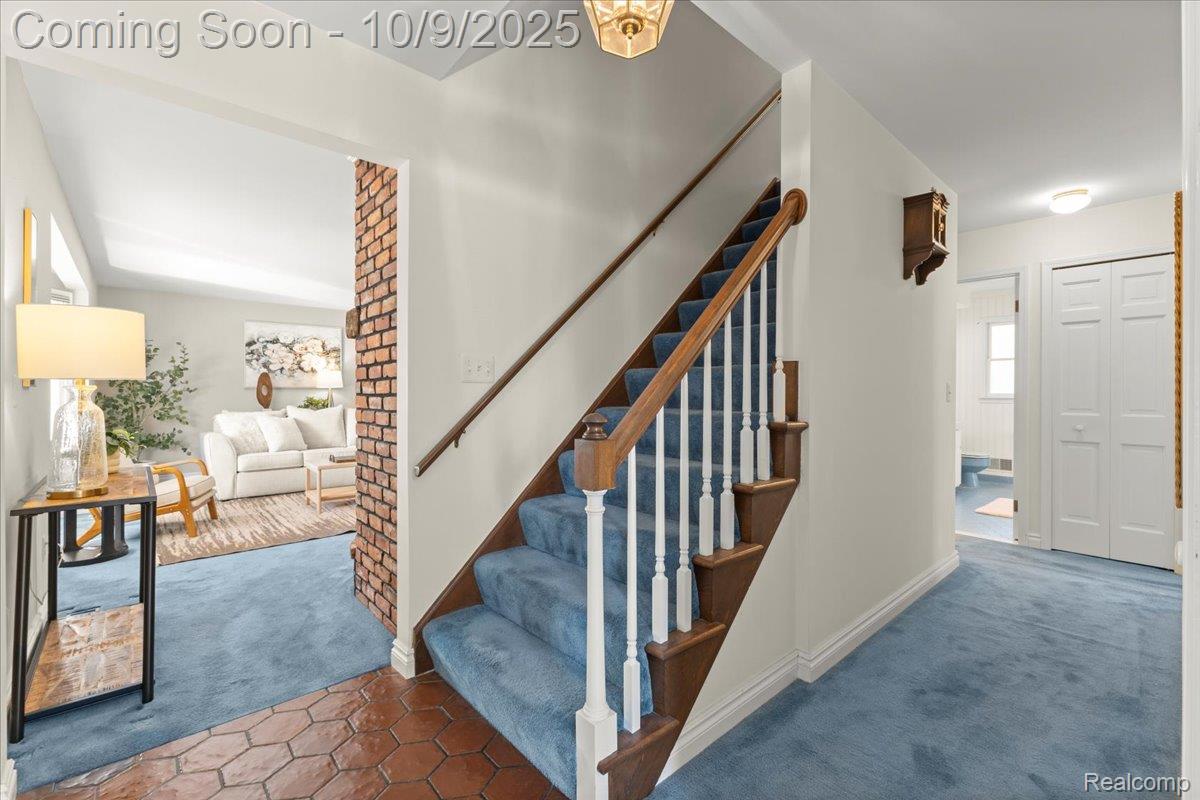 Springfield Charter Township, Michigan 48350, United States, 4 Bedrooms Bedrooms, ,3 BathroomsBathrooms,Residential,Coming Soon,223611