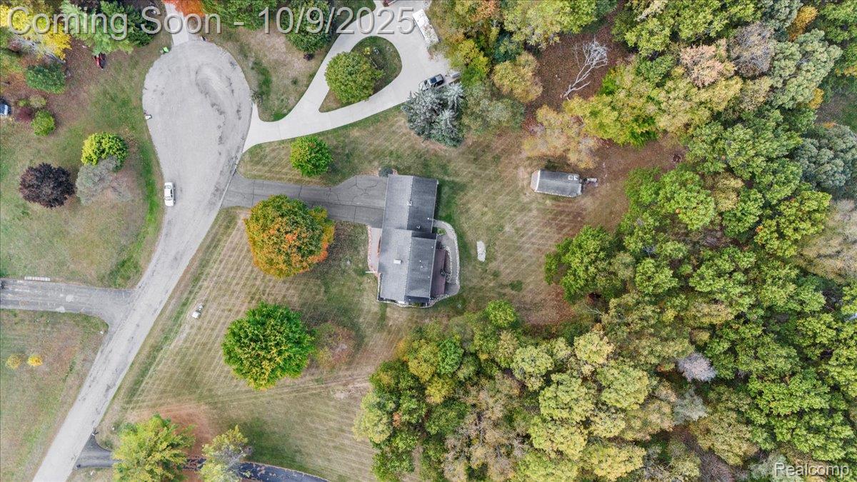 Springfield Charter Township, Michigan 48350, United States, 4 Bedrooms Bedrooms, ,3 BathroomsBathrooms,Residential,Coming Soon,223611