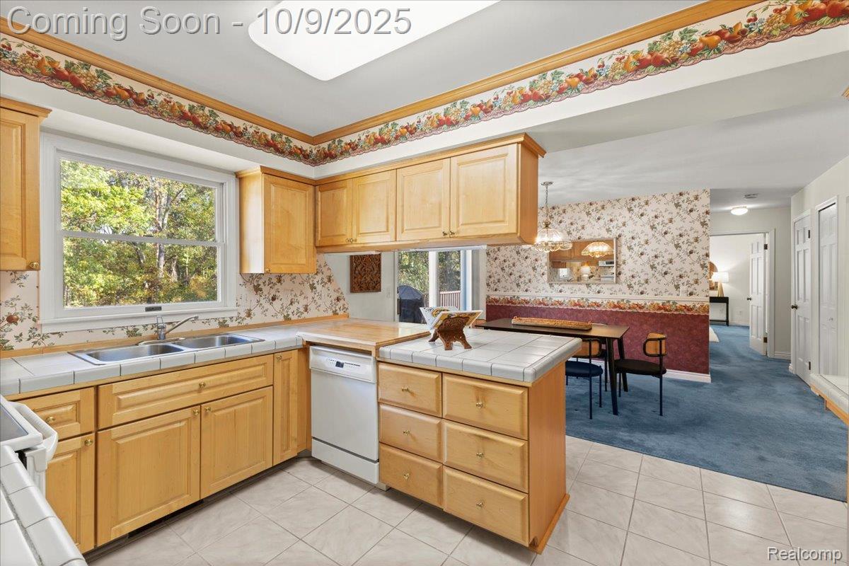 Springfield Charter Township, Michigan 48350, United States, 4 Bedrooms Bedrooms, ,3 BathroomsBathrooms,Residential,Coming Soon,223611