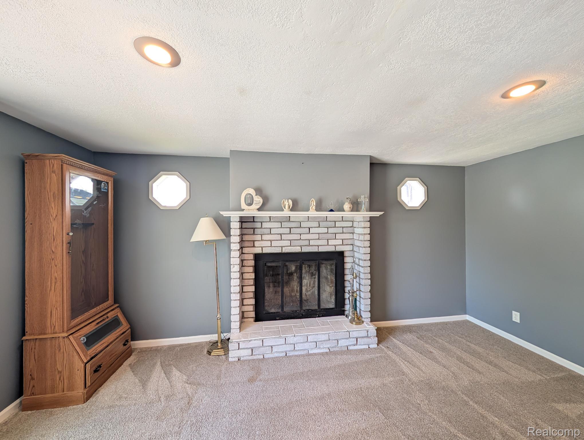 8059 E Mount Morris Road