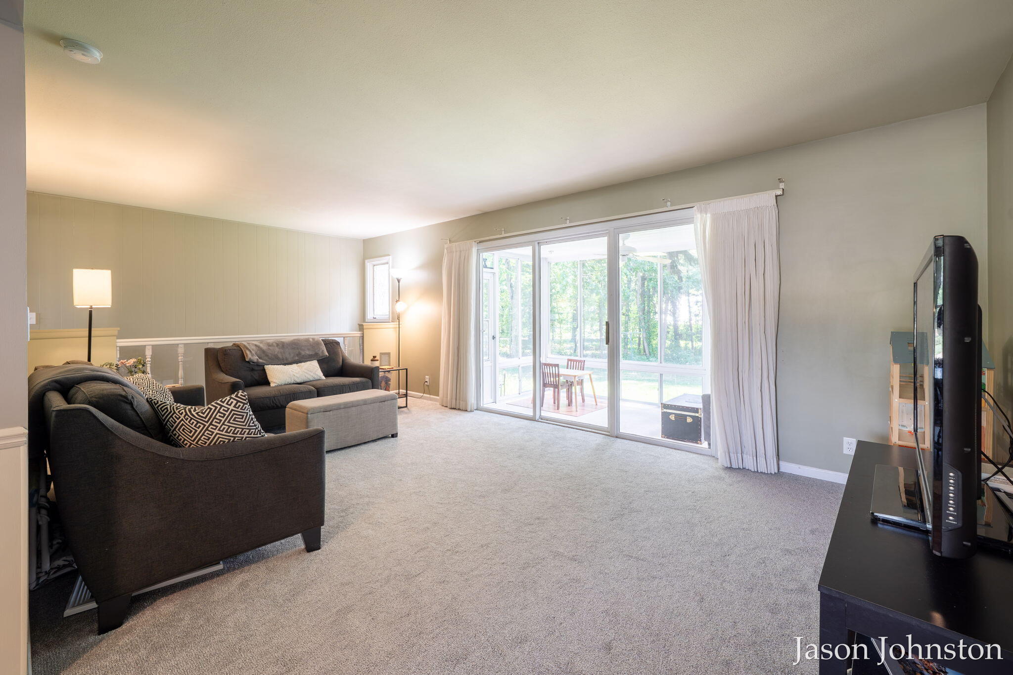 8919-8921 Norman Drive