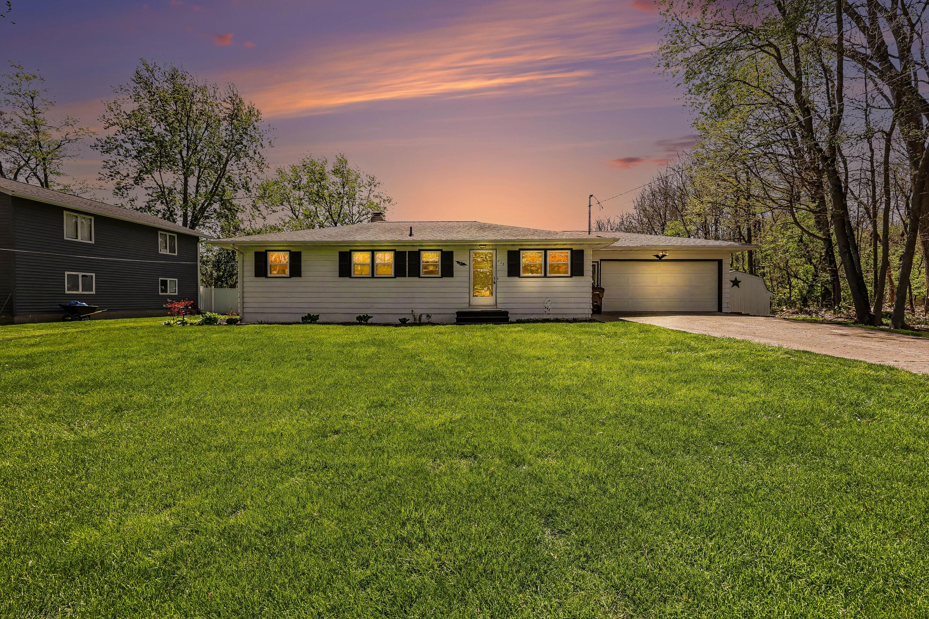 525 Forest Lane