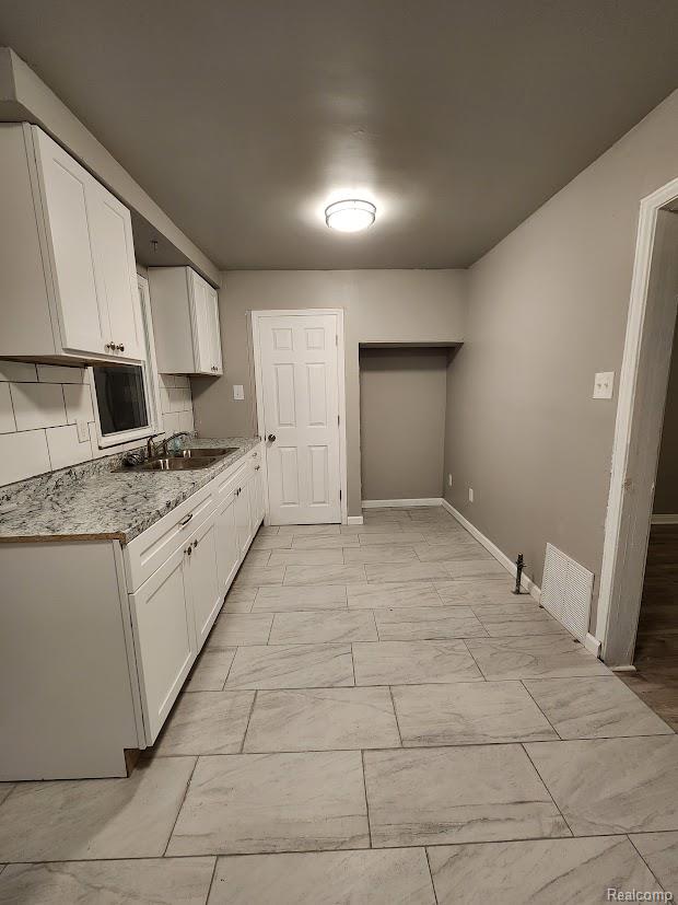 18027 Moenart Street