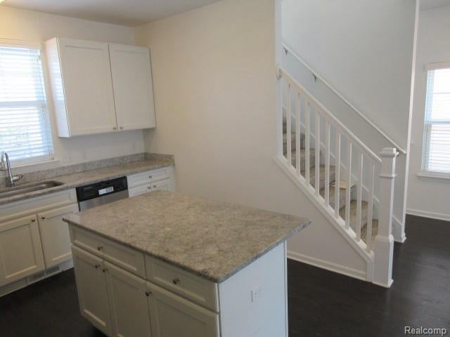 3143 Chambers W