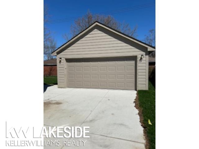 21611 Ardmore Park Drive