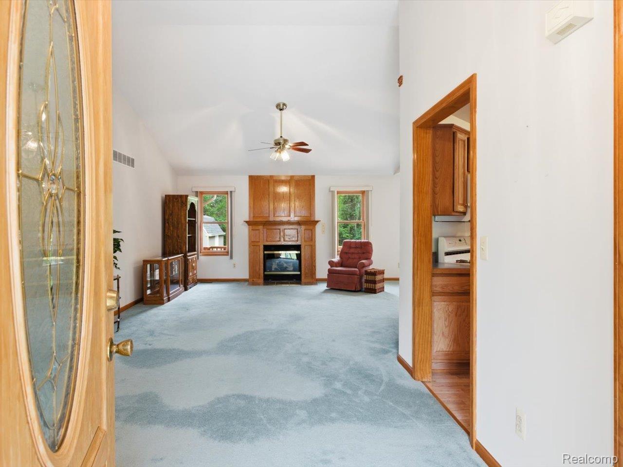 4305 Juniper Lane
