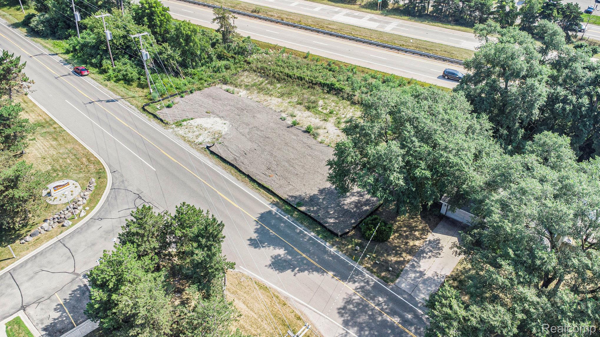 01 North Road