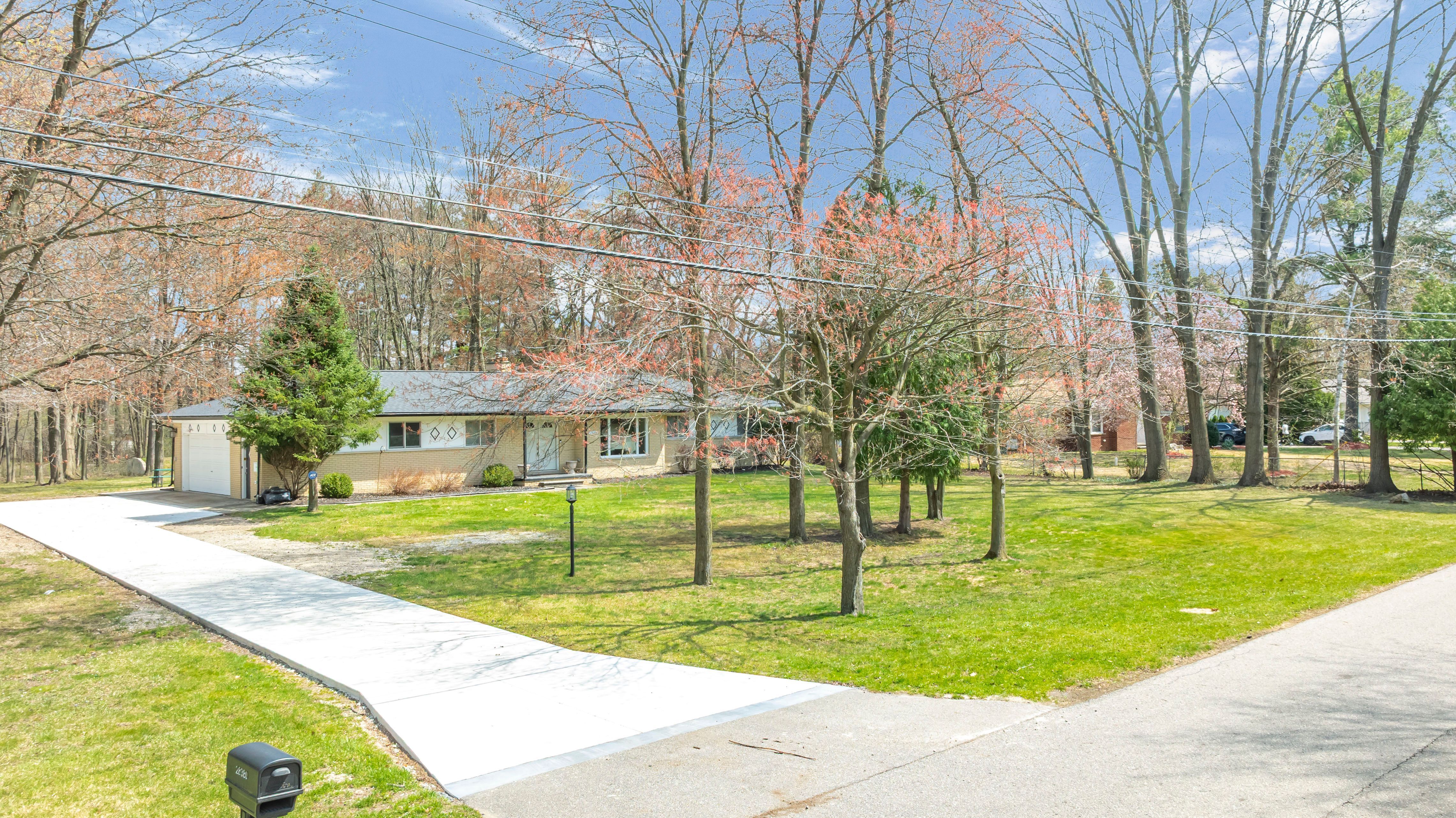 28380 RANCHWOOD Drive
