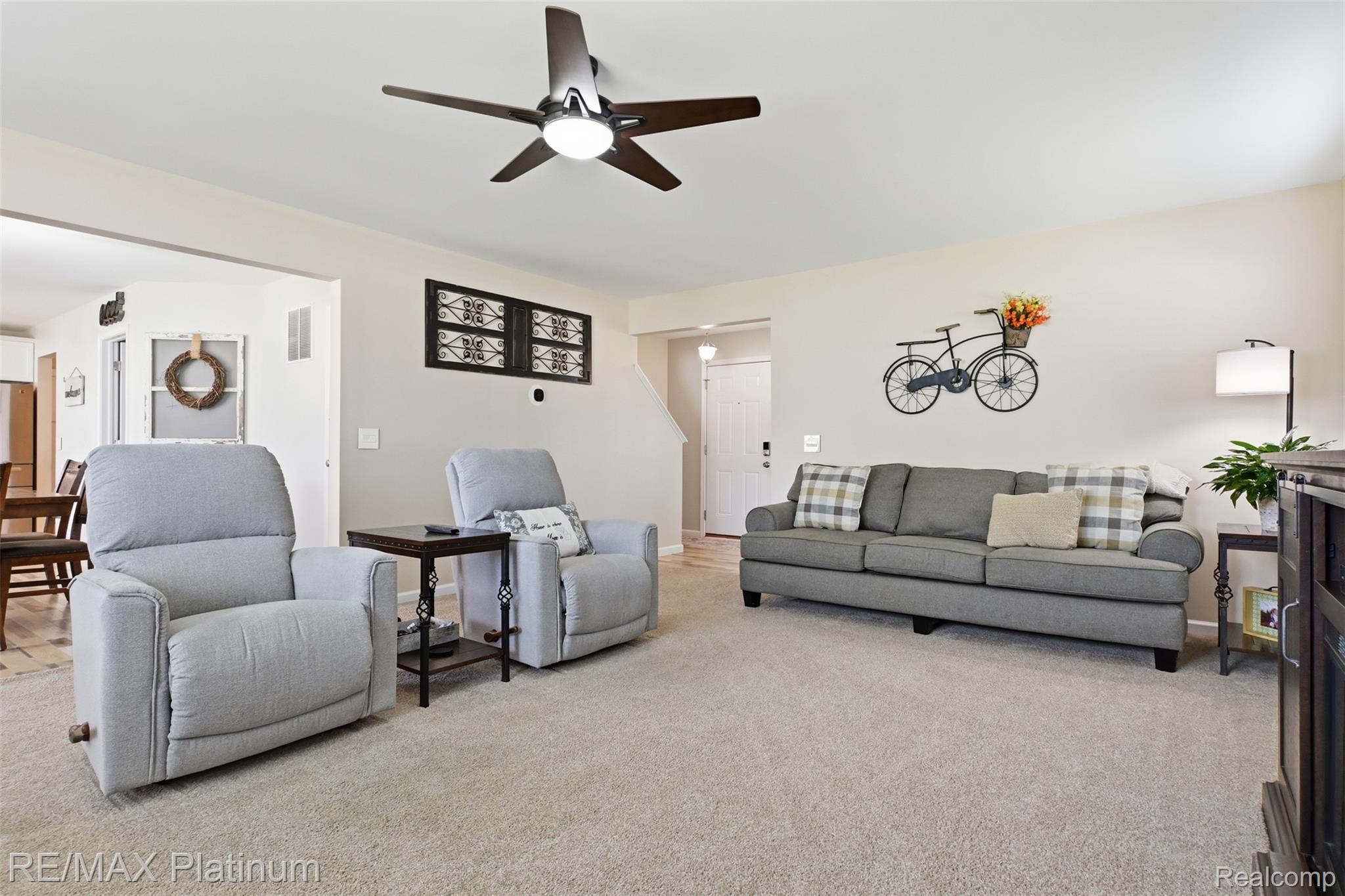 3553 Amber Oaks Drive