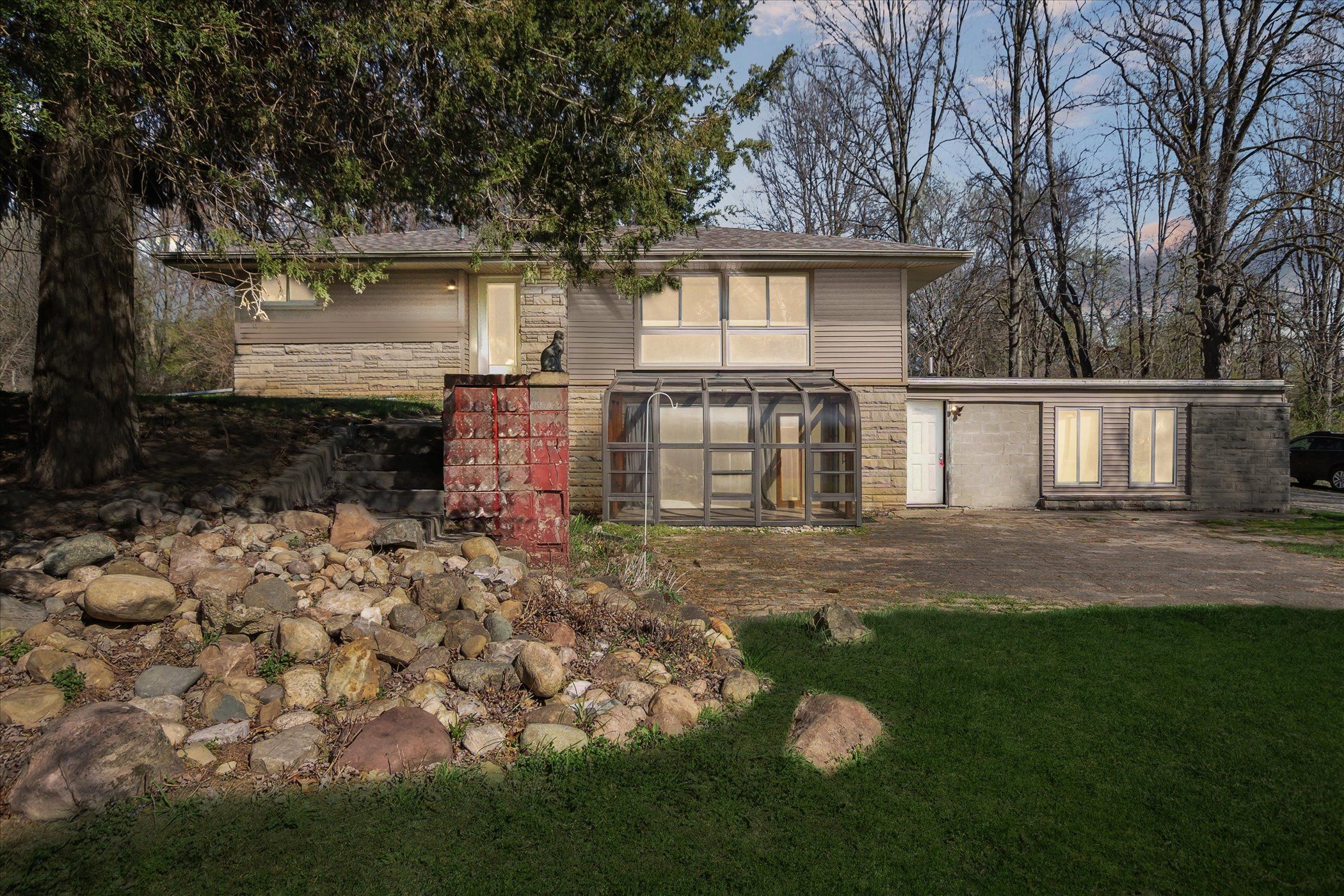 Listing image 4