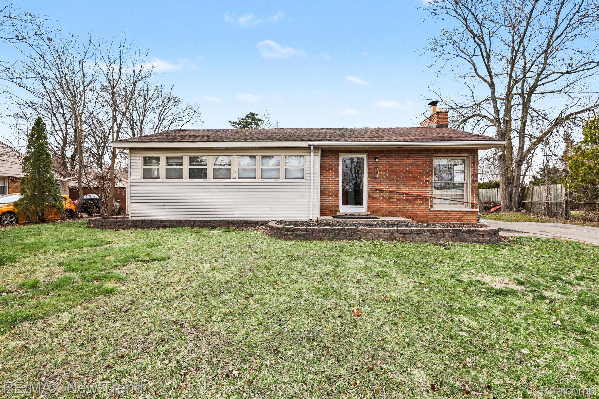 2174 Middlebelt Road