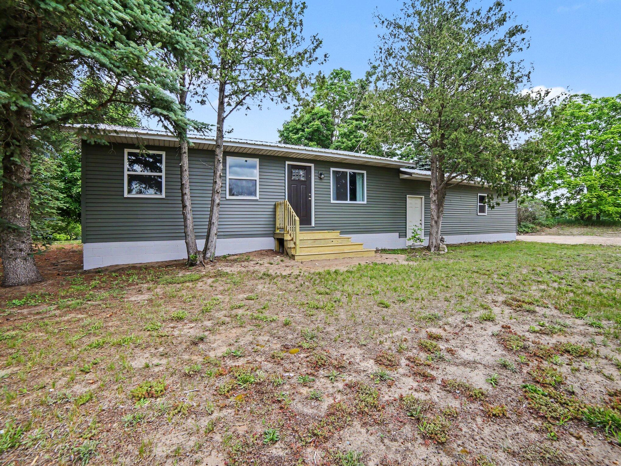 2209 E Madison Road