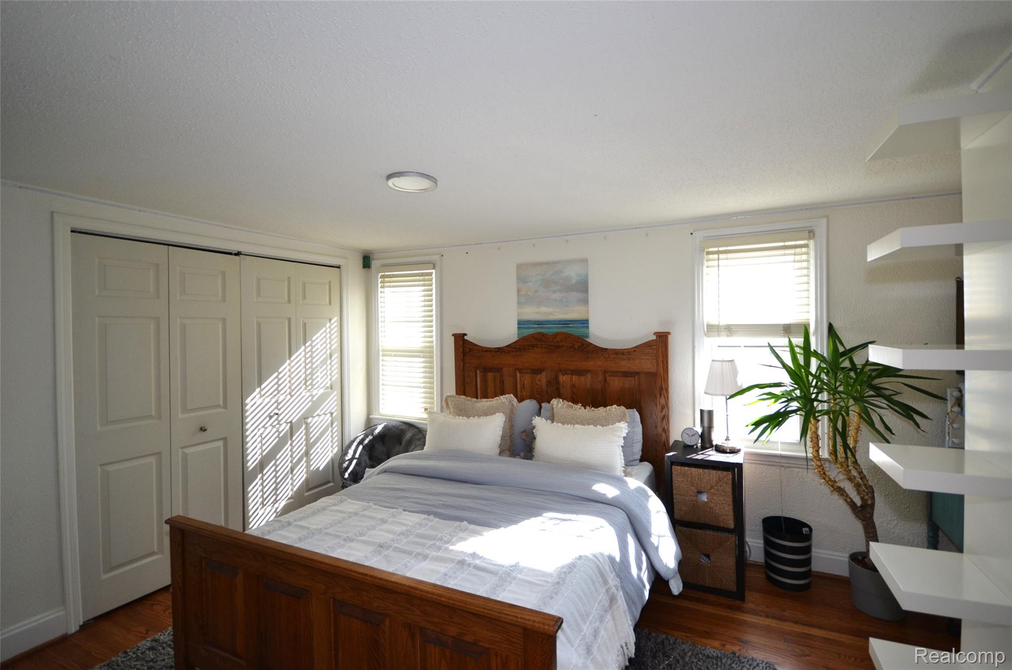 Birmingham City, Michigan 48009, United States, 3 Bedrooms Bedrooms, ,3 BathroomsBathrooms,Residential,Active,207023