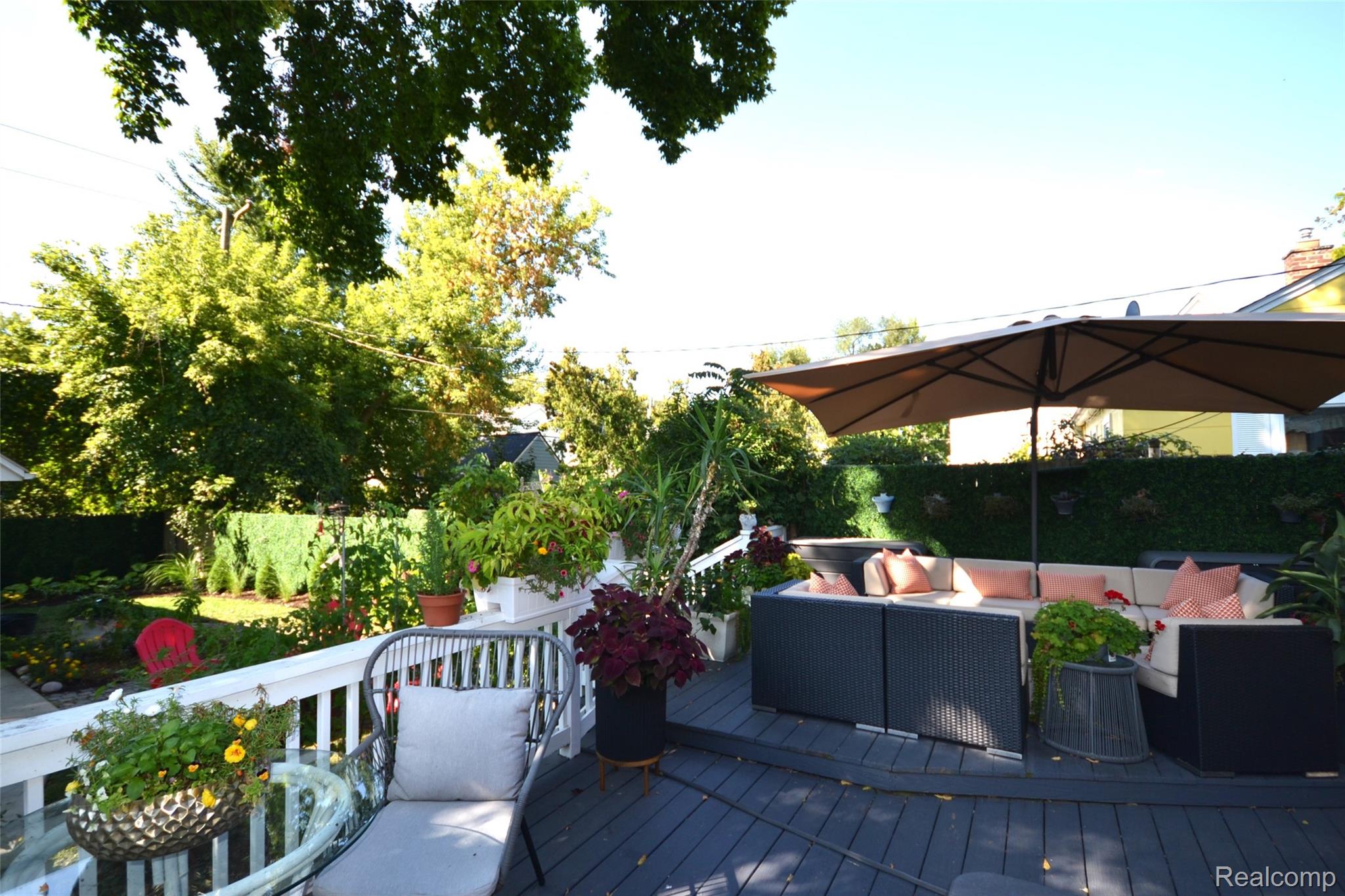 Birmingham City, Michigan 48009, United States, 3 Bedrooms Bedrooms, ,3 BathroomsBathrooms,Residential,Active,207023