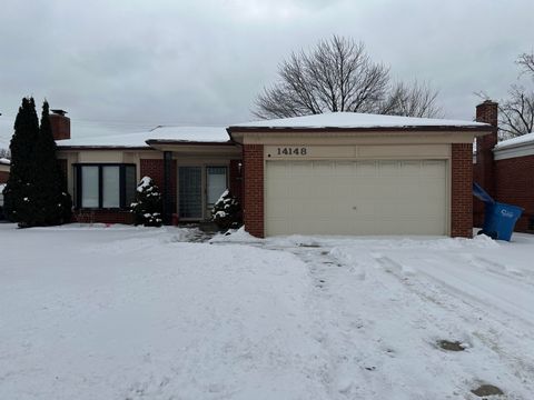 14148 14 Mile Road Warren City MI 48088