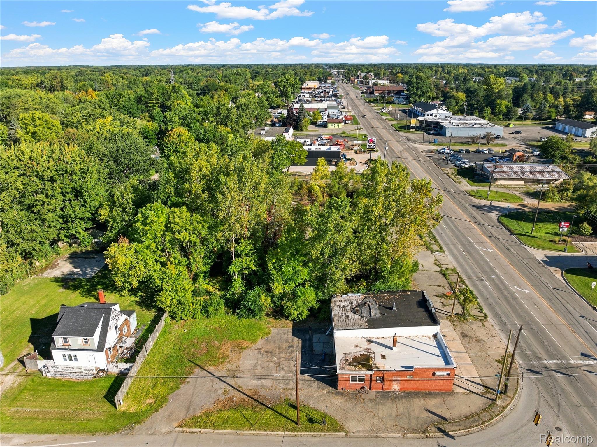 7005 N Saginaw Road