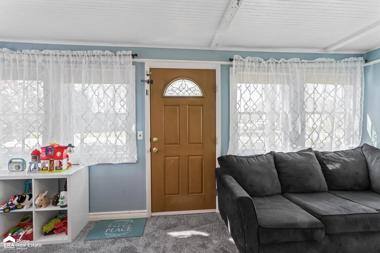 405 E 5th Street
