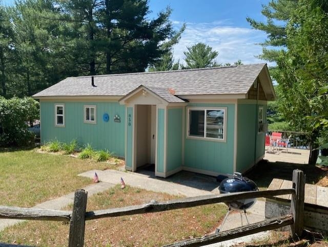 858 Rennie Lake Road