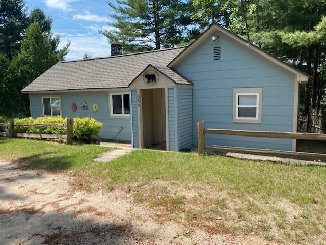 858 Rennie Lake Road