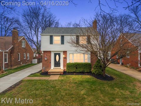 1904 Manchester Boulevard Grosse Pointe Woods City MI 48236