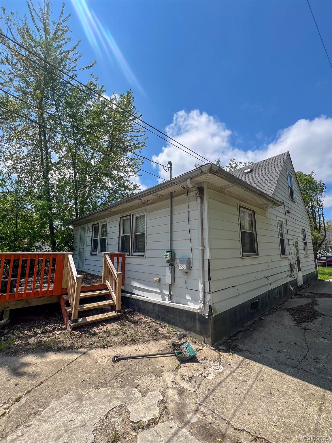 12260 WAYBURN Street