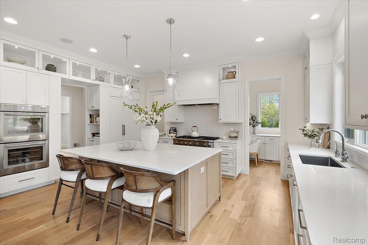 444 Hillboro Drive