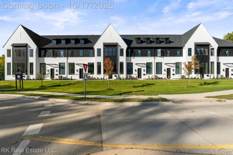 Photo of 605 E Flint Street, Lake Orion Village, MI 48362 (MLS # 20261083398)