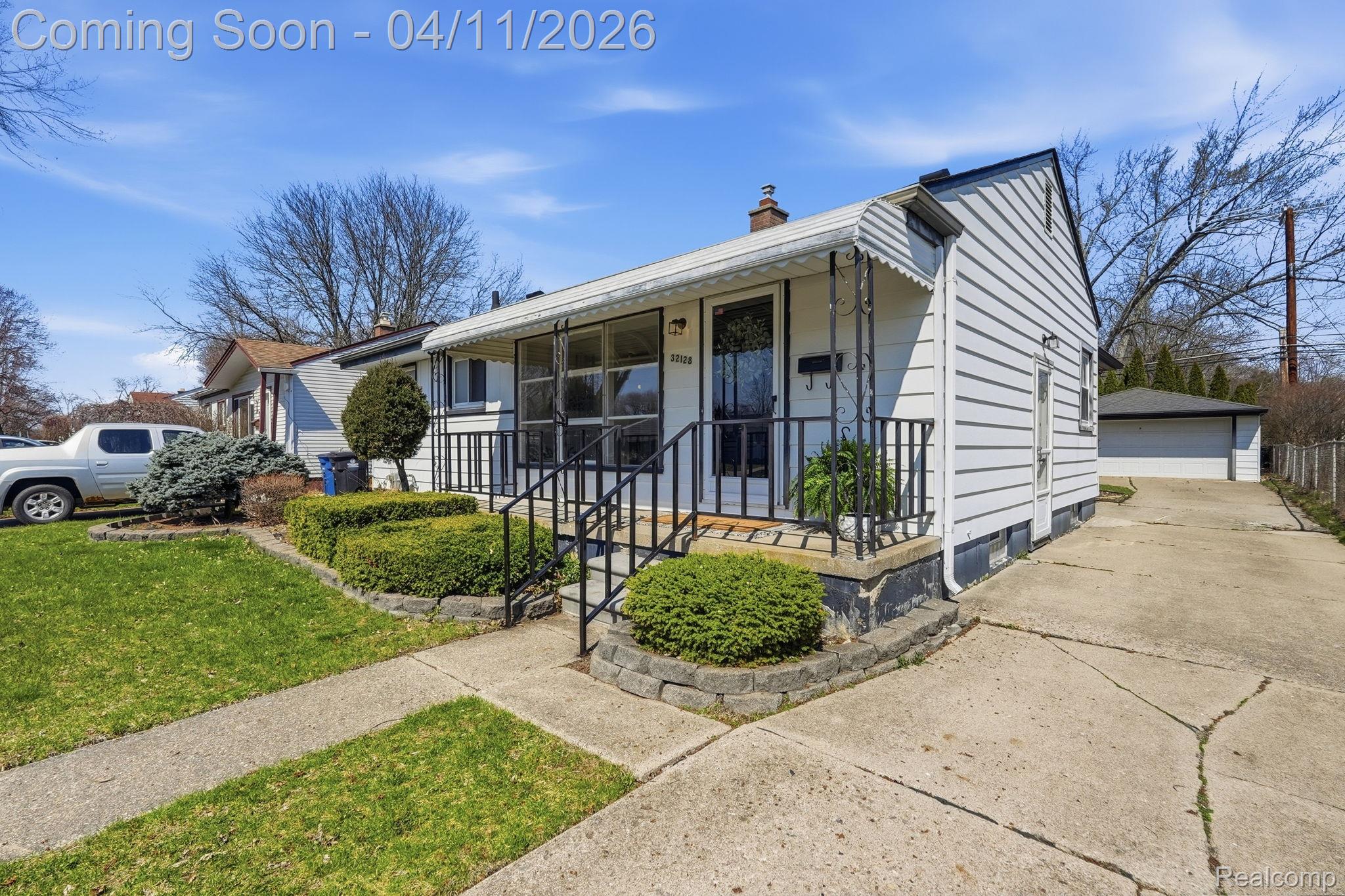 32128 Parkwood Street