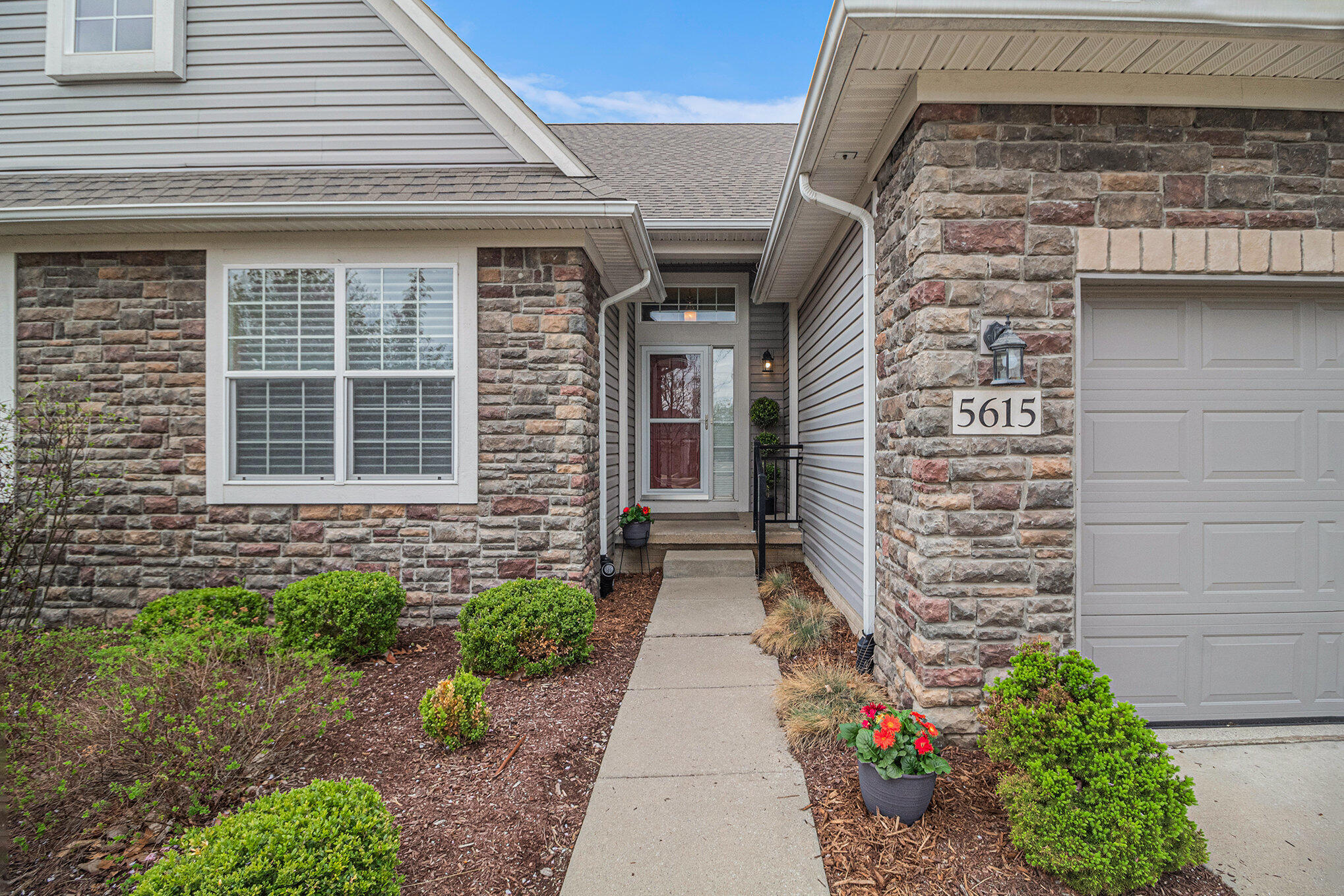 5615 Gallery Park Drive