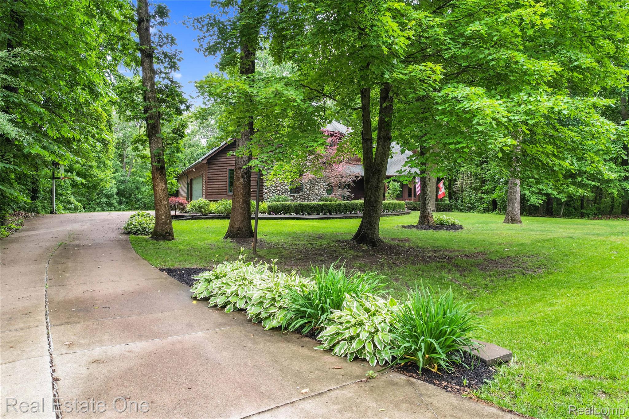 2300 Canyon Ridge Drive