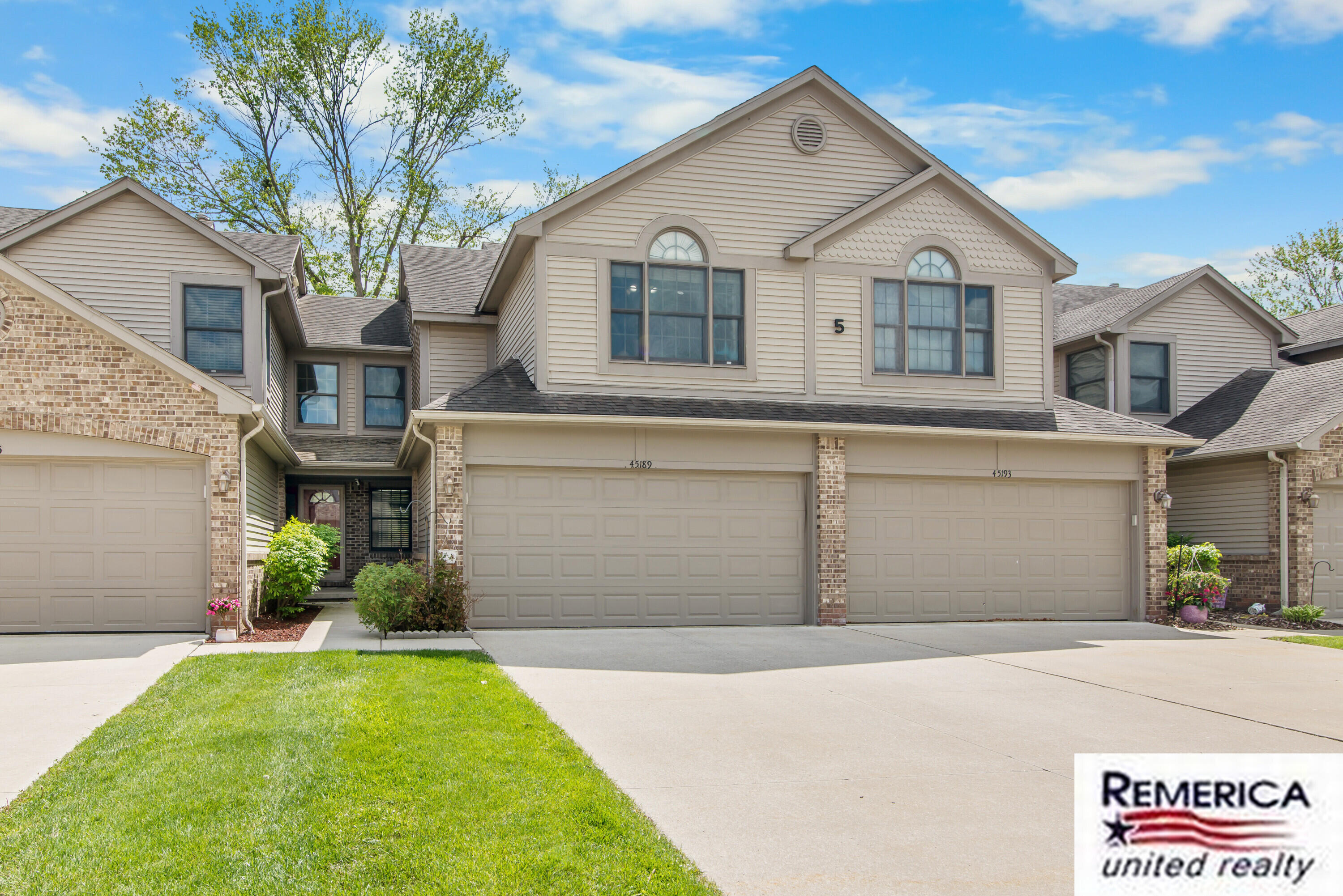 45189 Horseshoe Circle