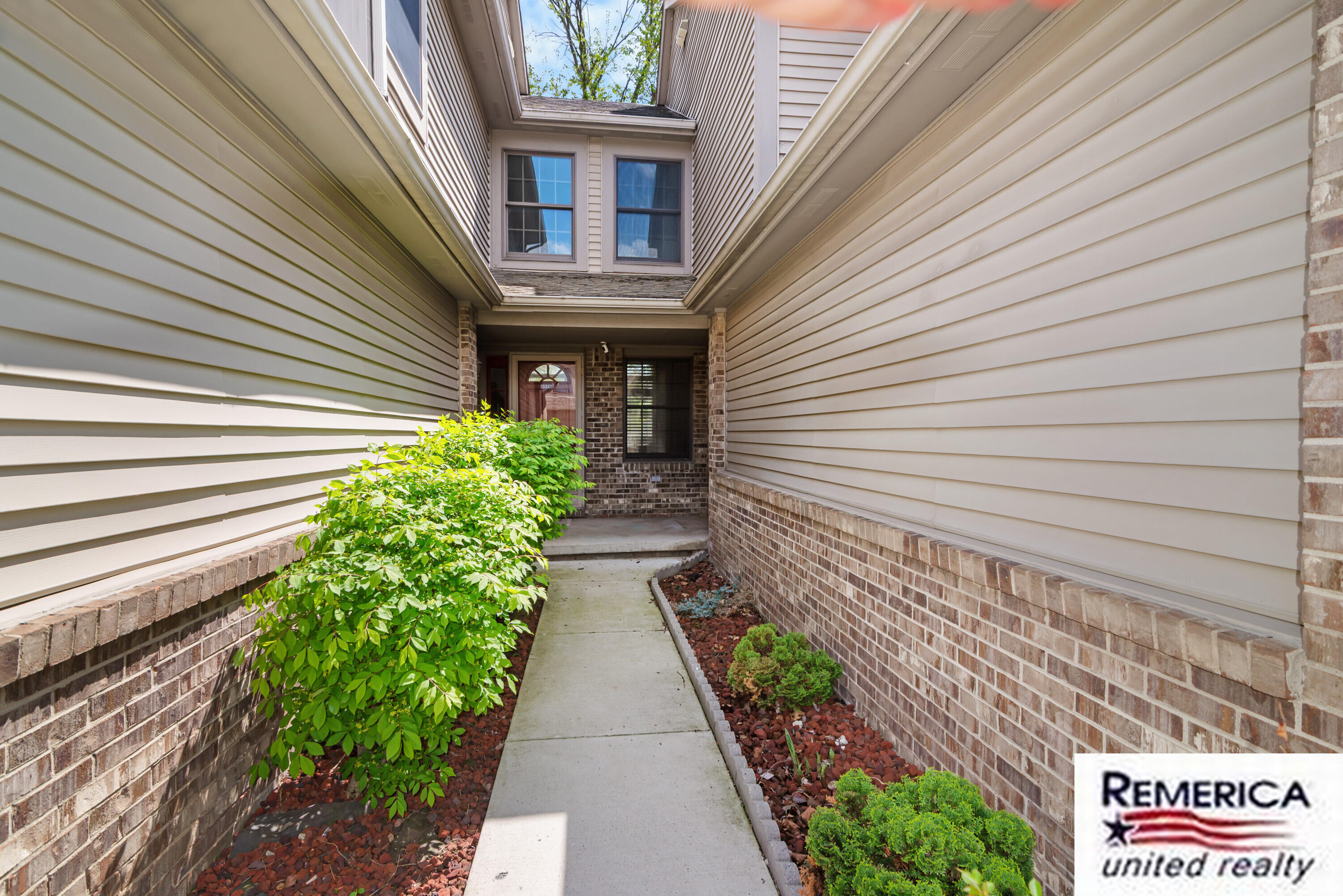 45189 Horseshoe Circle