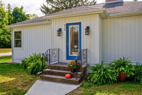 936 Superior Street South Haven City MI 49090