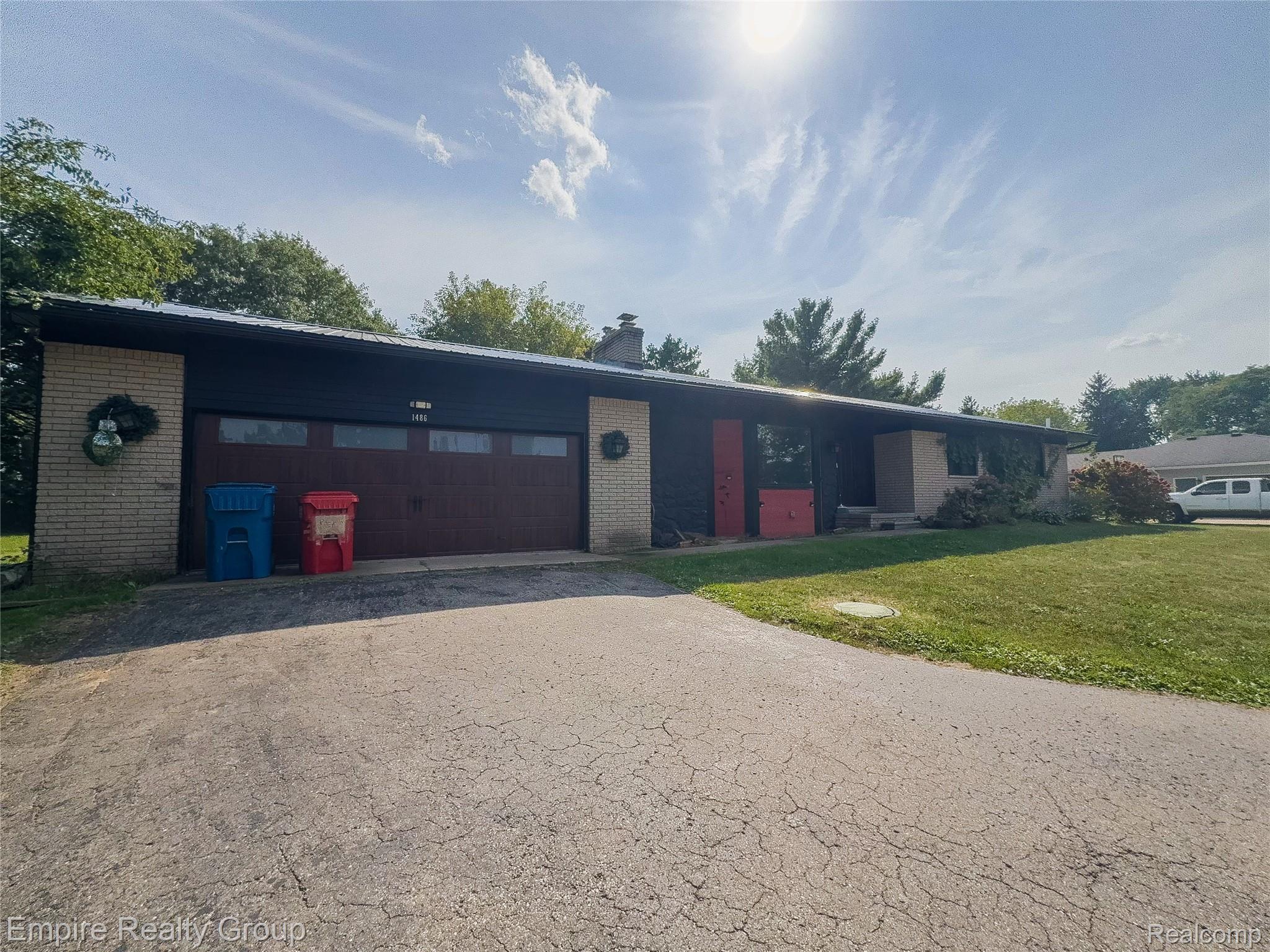 1486 Russ Roy Court