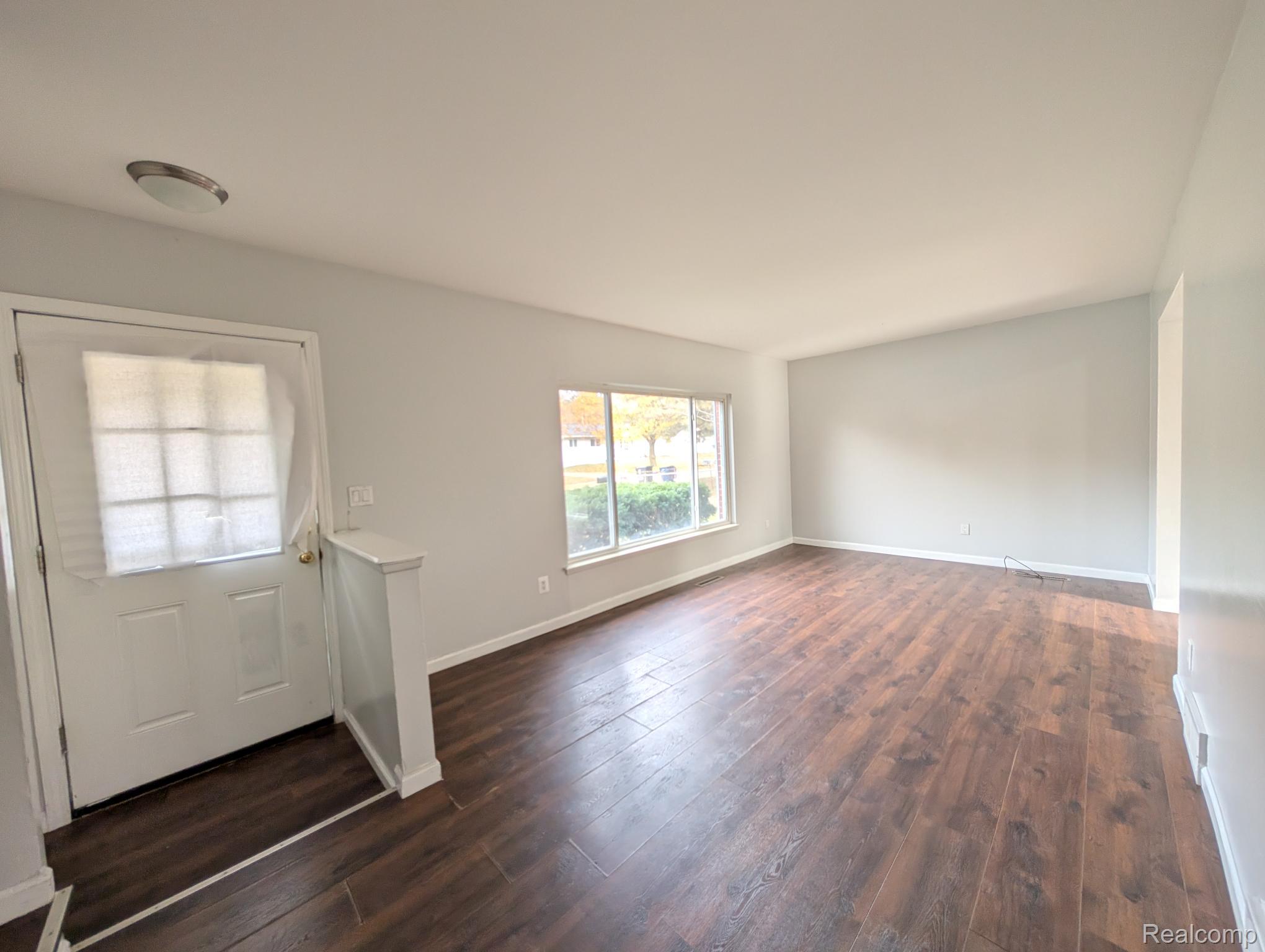 2910 Hampstead Drive