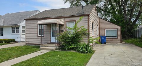27116 SEYBURN Avenue Warren City MI 48092