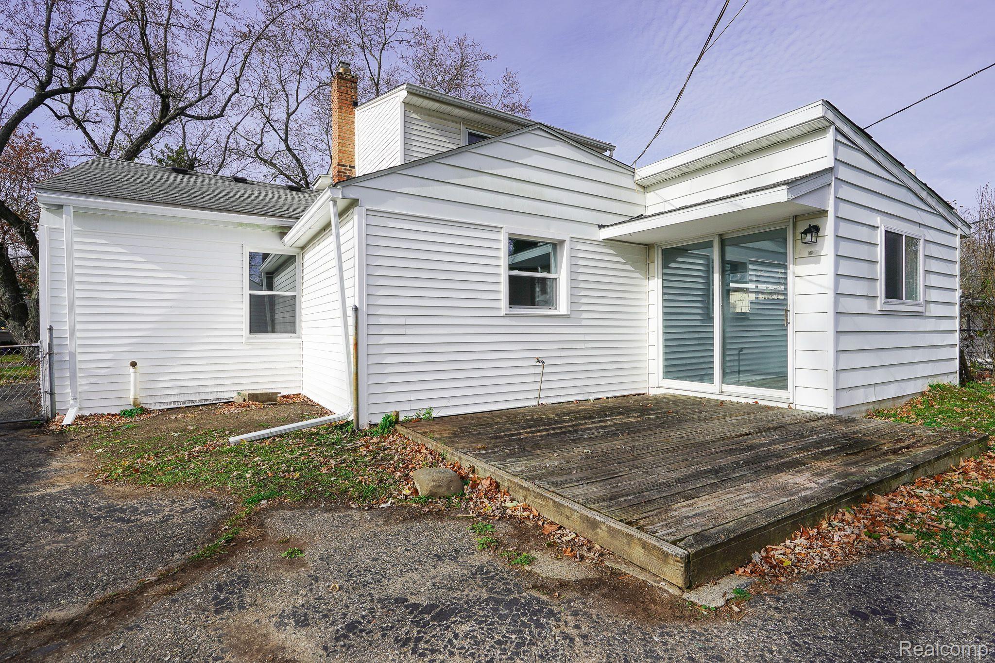 967 KEITH Street
