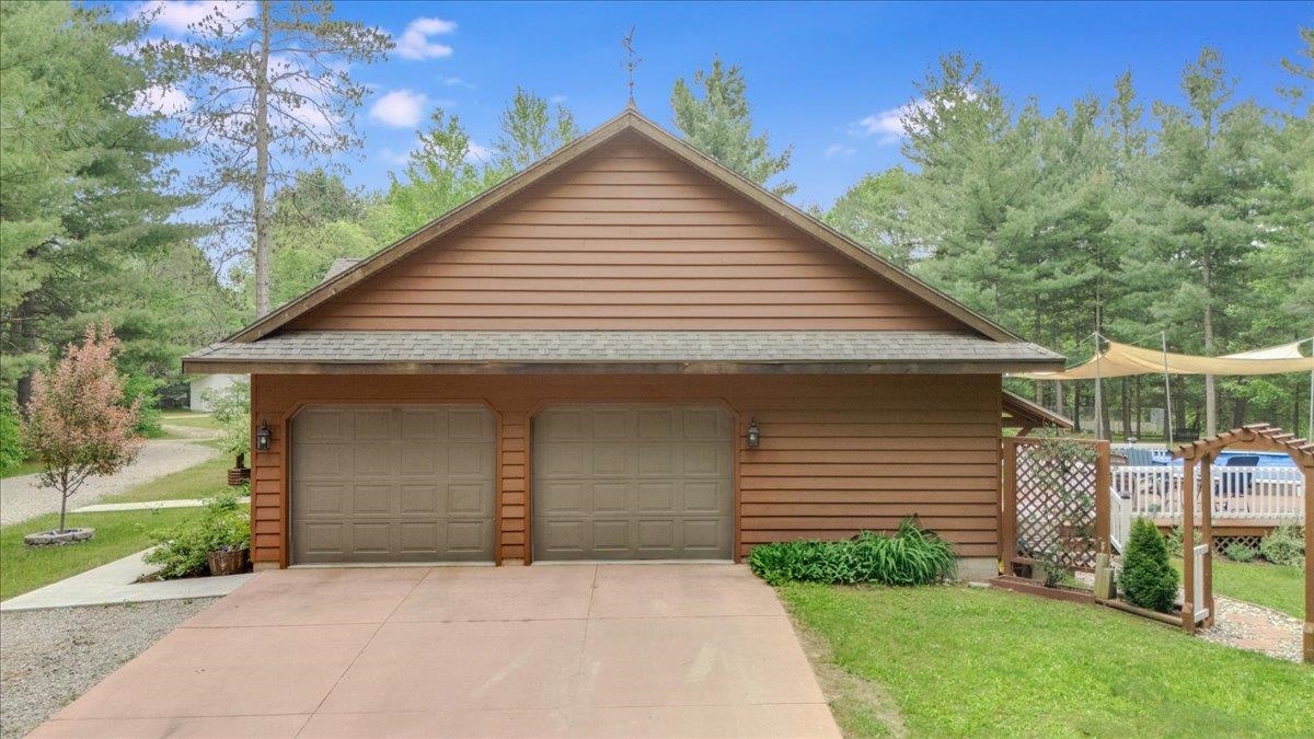 6369 Wooded Trail