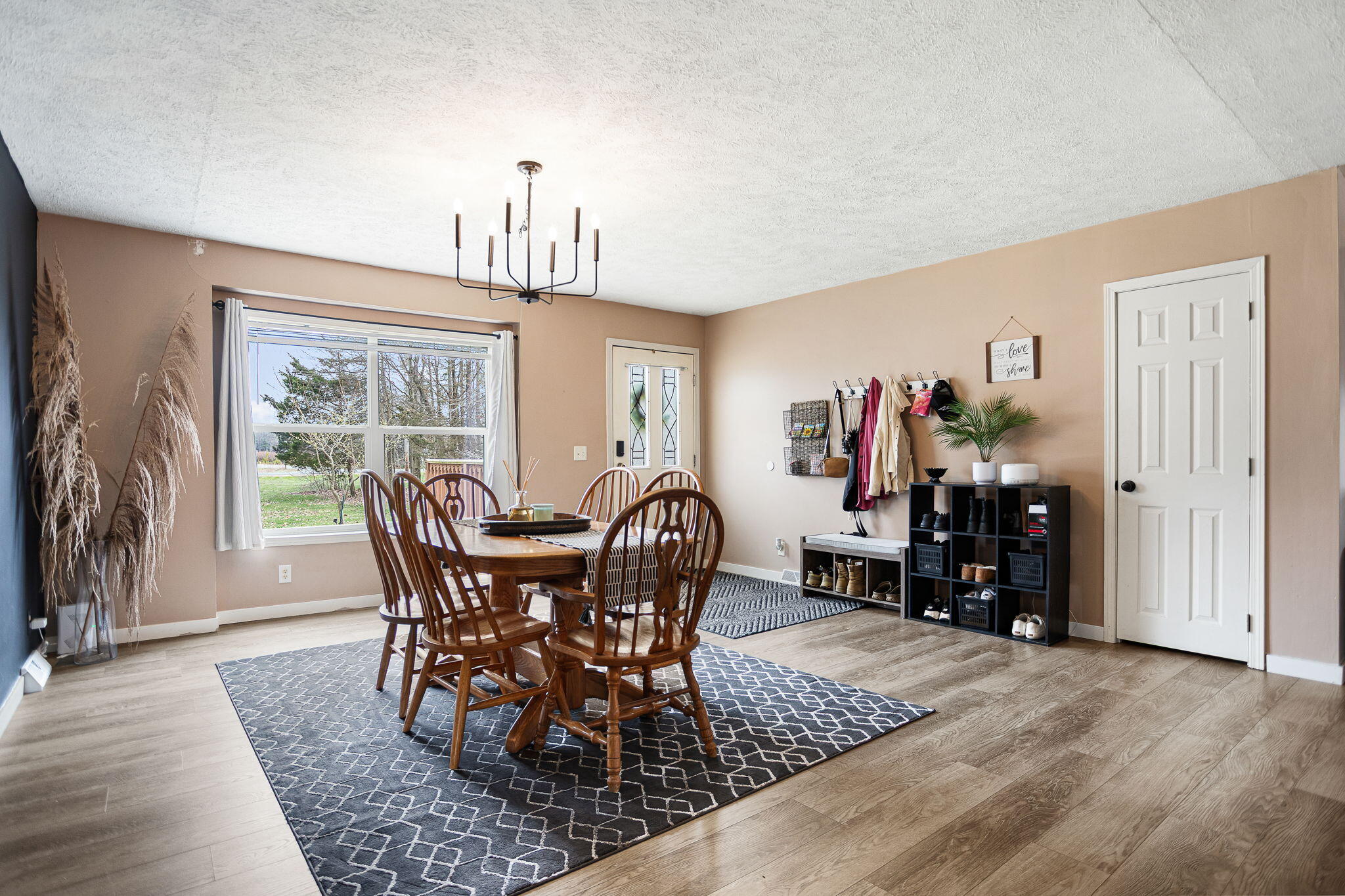 8908 County Road 215