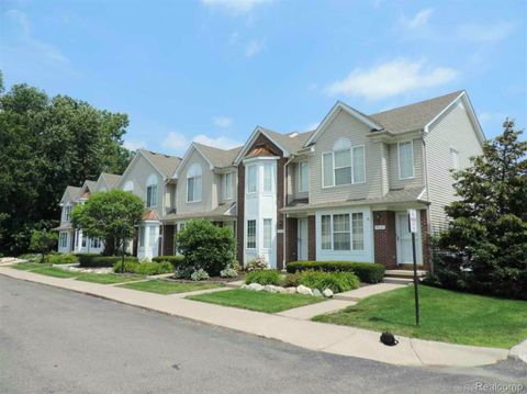 35149 Woodbury Drive New Baltimore City MI 48047